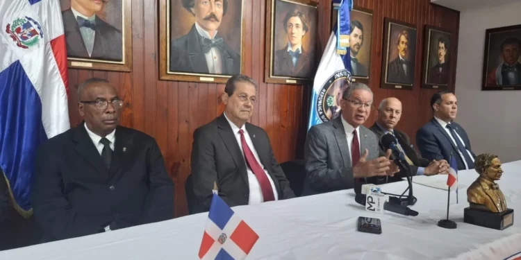 Duartianos advierten sobre uso de aeropuertos por fuerzas militares extranjeras