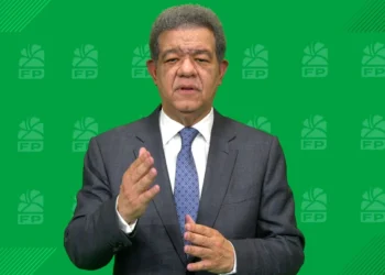 Leonel Fernández llama a evitar violencia y retomar diálogo en Venezuela