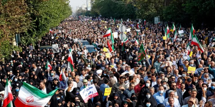ONG dice haber confirmado la muerte de 1.850 personas en las protestas de Irán