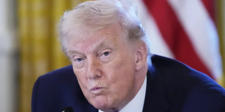 Fox: Trump aceptó la medalla del Nobel de la Paz que le llevó María Corina Machado