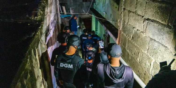 Más de 450 haitianos detenidos en operativo tras crimen que sacudió el sector Katagan