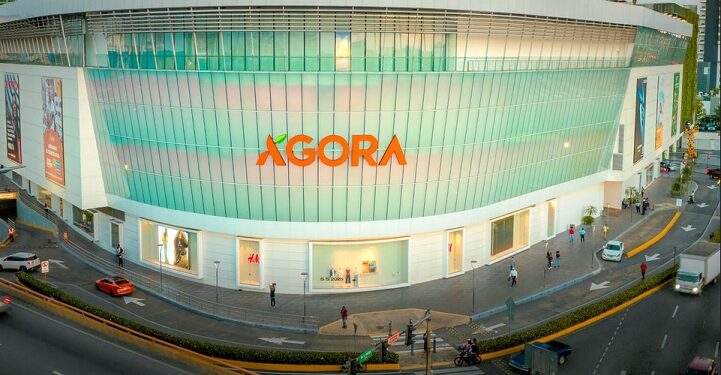 Mujer muere tras caer 4to nivel estacionamientos de Ágora Mall