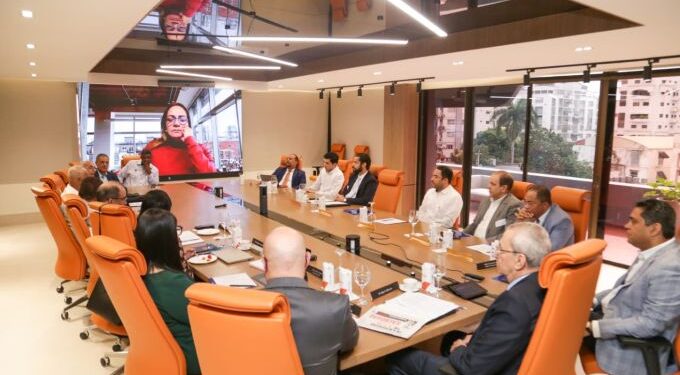 Comisión sugiere construcción de un nuevo estadio de béisbol