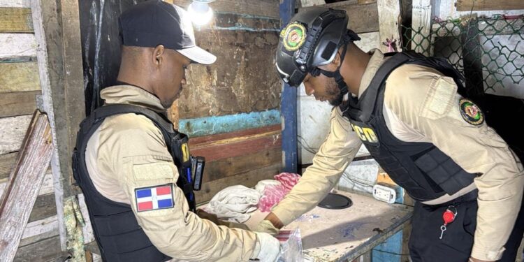 Operativos realizados en Puerto Plata sacan de las calles más de 8,586.80 gramos de diferentes drogas, ocupan armas de fuego y dinero efectivo