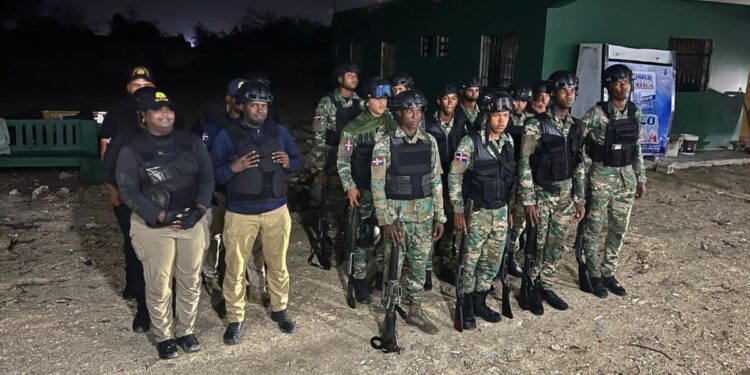 DGM ejecuta operativos de interdicción a nivel nacional detiene a 1,100 extranjeros en condición migratoria irregular este miércoles