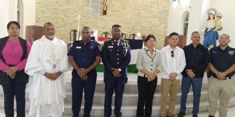 Realizan homilía en el 90 aniversario de la Policía Nacional, en la Parroquia Nuestra señora del Rosario de Dajabón