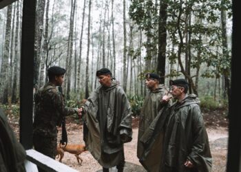 Comandante del Ejército recorre frontera sur; visita destacamentos y puestos fronterizos en provincias Pedernales e Independencia