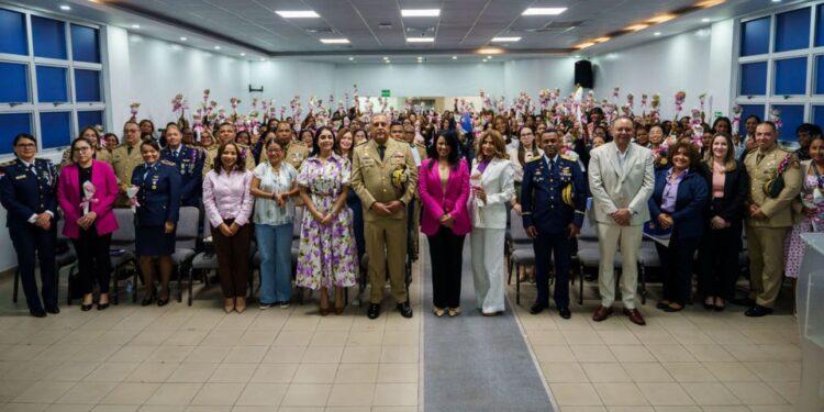 La Mujer merece ser distinguida y respetada”, afirma Lee Ballester al destacar su rol en DGM