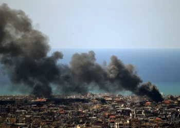 Una guerra larga en Oriente Medio reducirá un 0,3% el crecimiento económico global en 2026