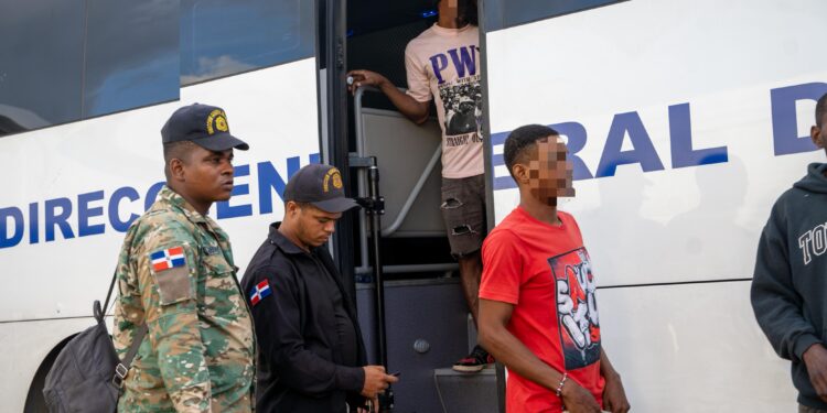 R. Dominicana deportó 67,940 haitianos entre enero y febrero