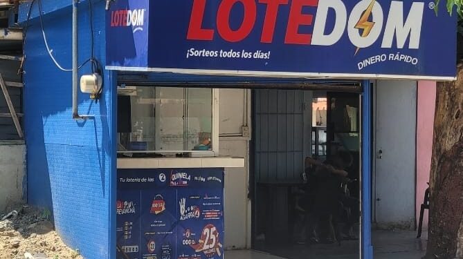 Presuntos haitianos delincuentes haitianos robaron en banca Lotedom Dajabón 