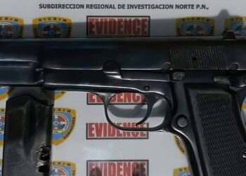 Policía apresa en Puerto Plata joven que era buscado por cometer varios delitos, le ocupan arma ilegal