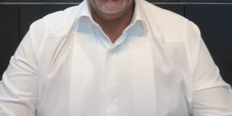 Video de empresario más emprendedor, visionario y futurista consista apoyo del pueblo y tranquiliza comerciantes del mercado Dajabón 