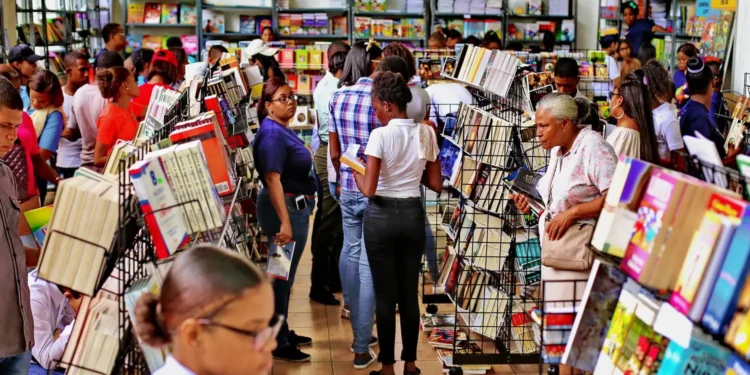 Feria del Libro y Cultura en Cibao