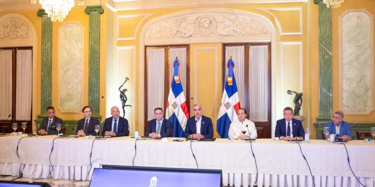 No hay razones importantes para alza precios, dice Abinader