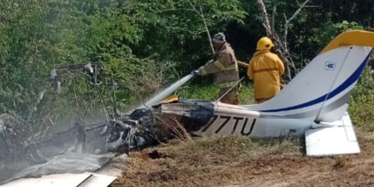 Cae avioneta en Dajabón: piloto y co-piloto resultan heridos y quemados 