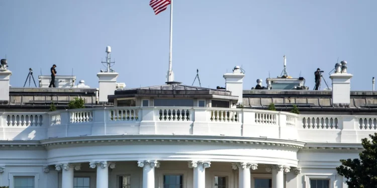 EE.UU. descarta opción nuclear contra Irán