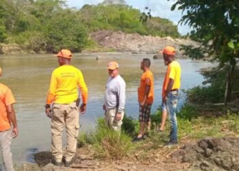 Higüey: Buscan un adolescente arrastrado río Chavón el jueves