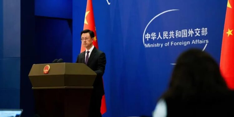 Сhina dice es «irresponsable» bloqueo EU a puertos iraníes