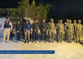 Dirección General de Migración detiene 1,202 extranjeros y deporta 951 este jueves