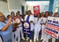 Enfermeras protestan en demanda de reivindicaciones prometidas por el SNS en Dajabón