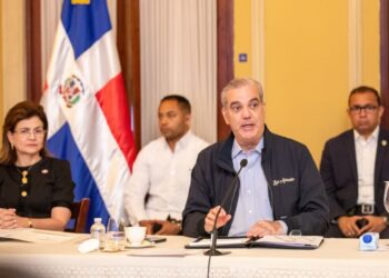 Pide evitar riesgos y garantiza ayuda afectados inundaciones