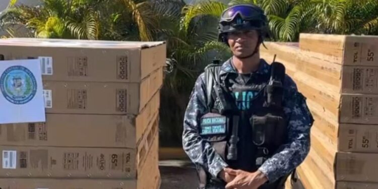 Investigación por contrabando de televisores en Puerto Plata continúa en muelle local