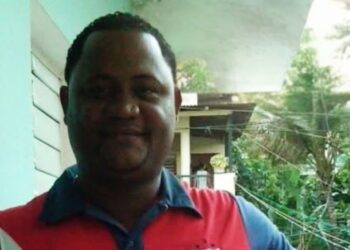 Joven permanece en estado delicado tras accidente con vehículo de escolta presidencial en Puerto Plata