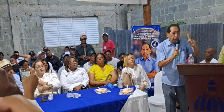 Perremeistas abarrotan local en respaldo a continuidad de sus dirigentes en Dajabón
