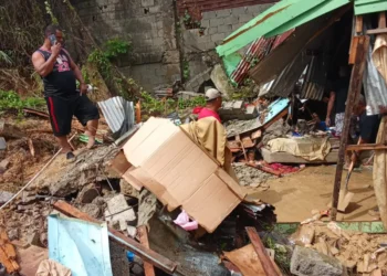 Lluvias dejan dos muertos: fallecen embarazada y niño por tragedias separadas