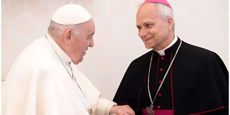 El papa León XIV recordó a Francisco: “Sus gestos permanecen en nuestros corazones”