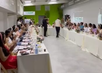 KARDISA celebra agasajo a sus mujeres empleadas con grandes sorpresas y show artístico internacional