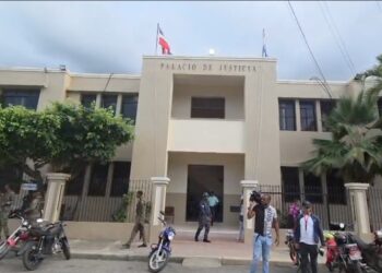 Tribunal colegiado condena a 30 años de prisión y deja dos en libertad por el cuádruple asesinato de una familia en la Barrera Aminilla Dajabón 