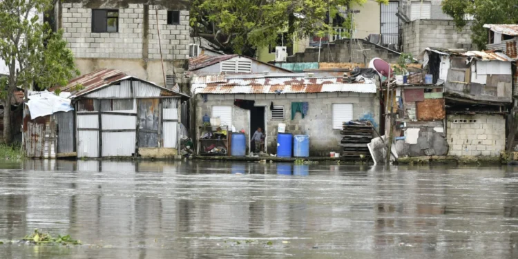 Más de 5 mil desplazados y 1, 024 viviendas afectadas por incidencia de vaguada