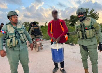 Dirección General de Migración detiene 1,036 indocumentados y deporta 1,130 este jueves