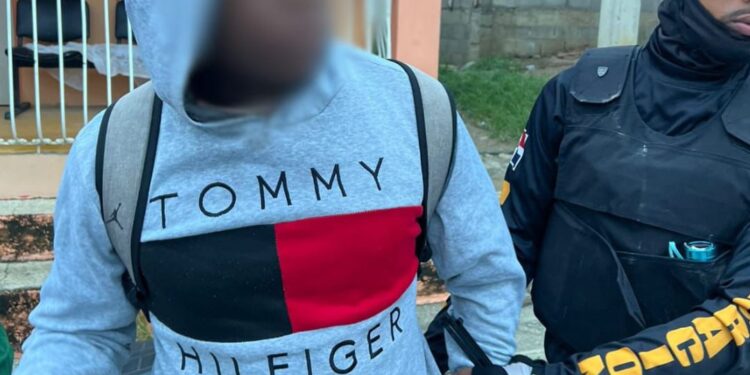 DGM deporta 1,150 extranjeros y detiene 1,258 indocumentados en operativos de interdicción este miércoles