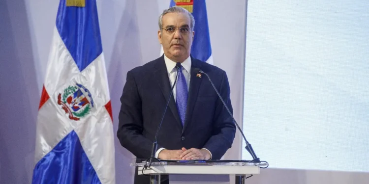 La mina no va; Abinader ordena detener proyecto Romero en San Juan