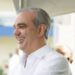 Abinader destina 5.3 millones de su salario a proyectos sociales