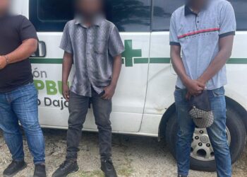 Identifican conductor y ambulancia transportaban haitianos indocumentado desde Dajabón