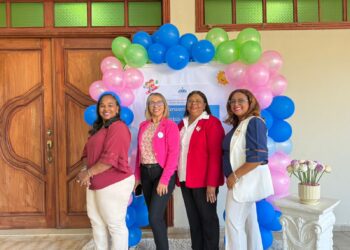 Docentes del Nivel Inicial presentan innovaciones pedagógicas en Seminario de Buenas Prácticas del Distrito 13-04