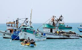 Cuatro pescadores de Montecristi detenidos por violar leyes de islas Caicos y Turcos