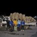 Ejército intercepta camión que transportaba haitianos indocumentados ocultos entre vegetales en Constanza