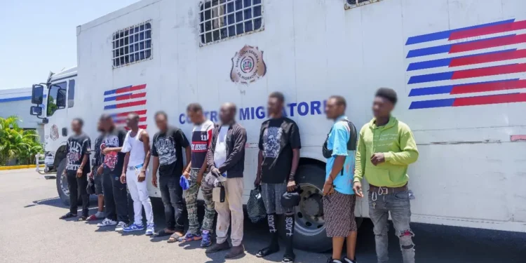 DGM deporta más de mil extranjeros en condición migratoria irregular