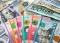 El dólar bajó 20 cts. y el euro 11; eran vendidos a $59.31 y $71.89