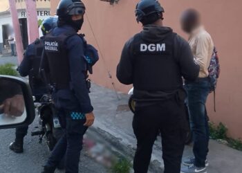 DGM deporta 903 extranjeros por los pasos fronterizos; detienen 1,076 indocumentados