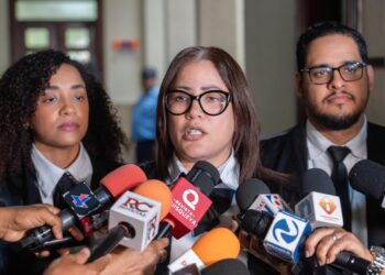 Un año de prisión preventiva para diez integrantes de red que realizó una estafa millonaria a entidad financiera
