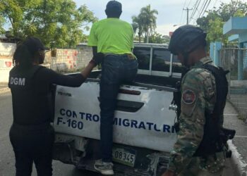 DGM mantiene presencia en barrios populares y sectores residenciales en todo el país; detiene 1,155 y deporta a 1,026 indocumentados este lunes