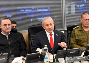 Netanyahu ordena a sus tropas hacerse con 70% Franja de Gaza
