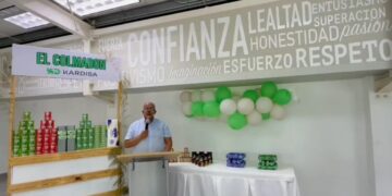 El empresario del pueblo Quideres Taveras habla sobre trayectoria y éxitos en el 31 aniversario de la empresa Kardisa 
