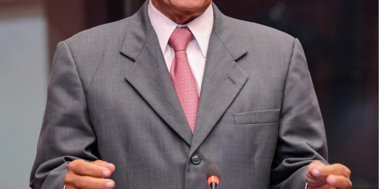 Internan al senador Bernardo Alemán aquejado de quebrantos de salud